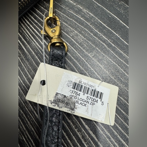 FOSSIL Logan RFID Zip-Around Leather Wristlet Wallet Black Cow Hide Leather NWT - Picture 10 of 11